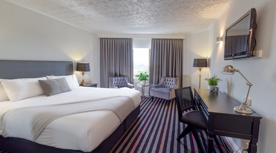 Superior King Room