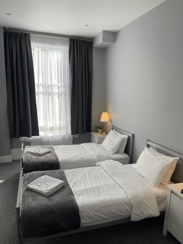 RAVNA GORA B&B (Londra): Prezzi 2022 E Recensioni