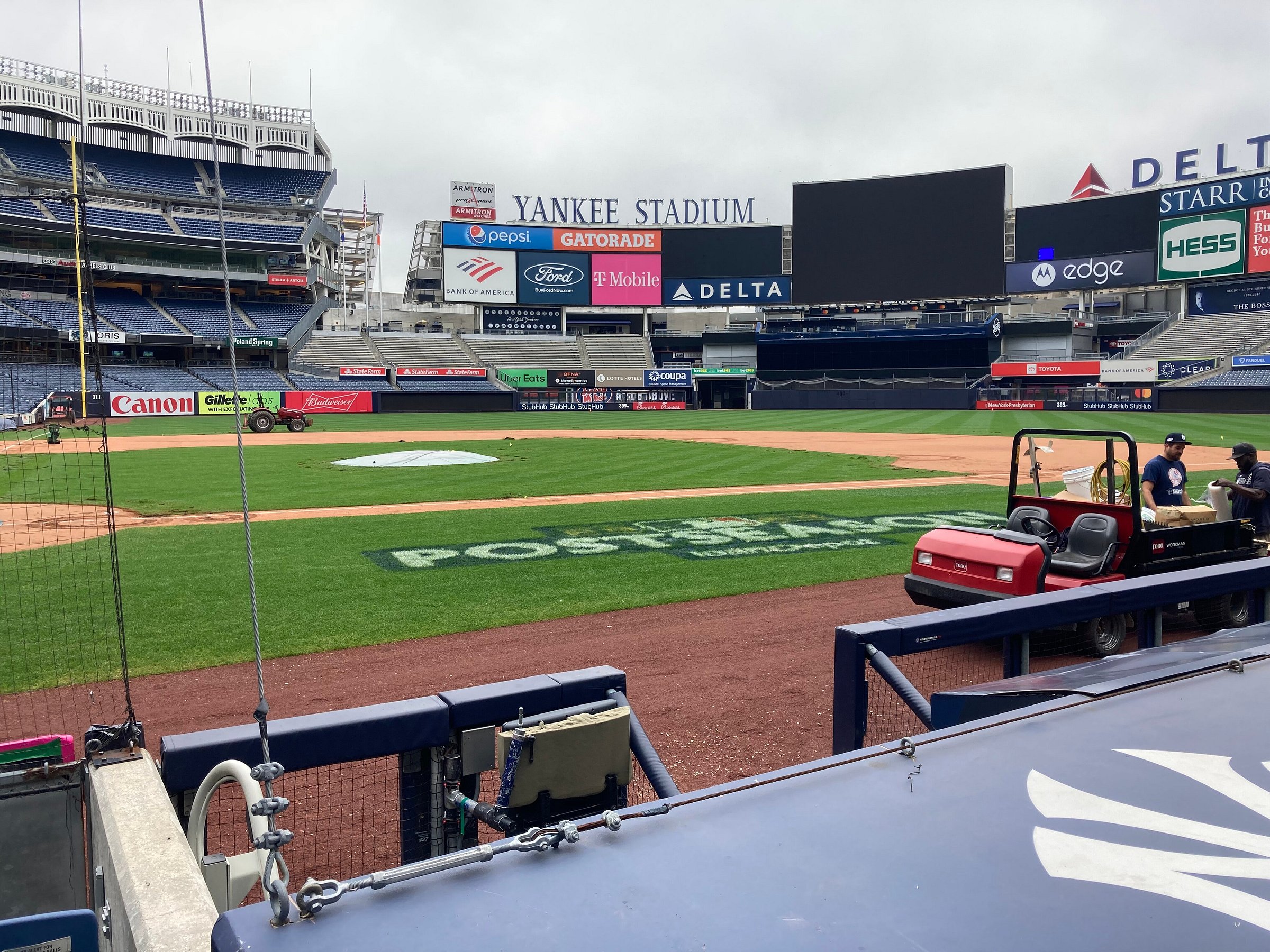 is yankee stadium open for tours