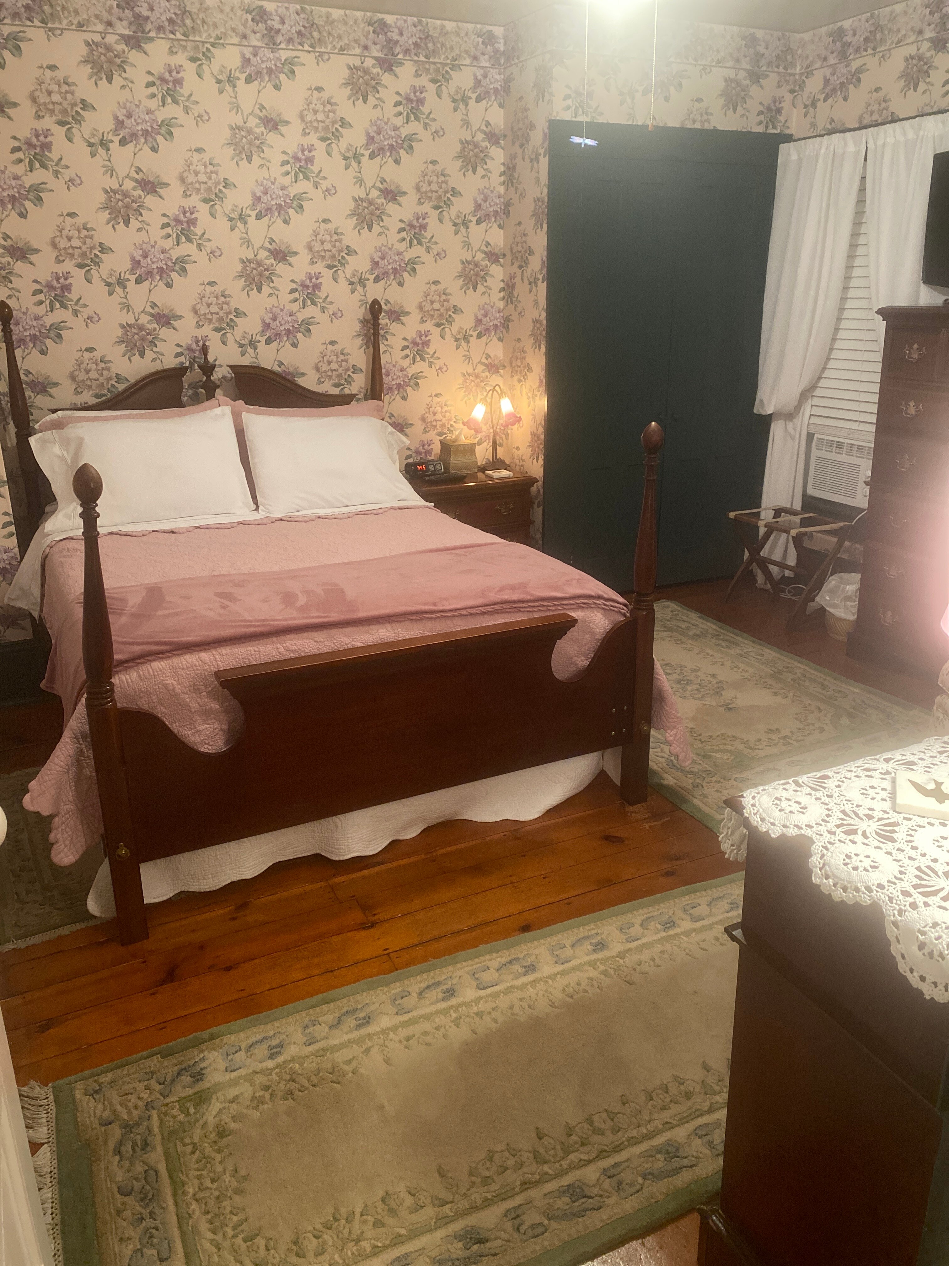 RIFFLES & RUNS BED & BREAKFAST - Prices & B&B Reviews (Bellefonte, PA)