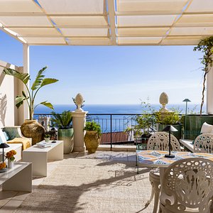 Rooftop Terrace with Seaview