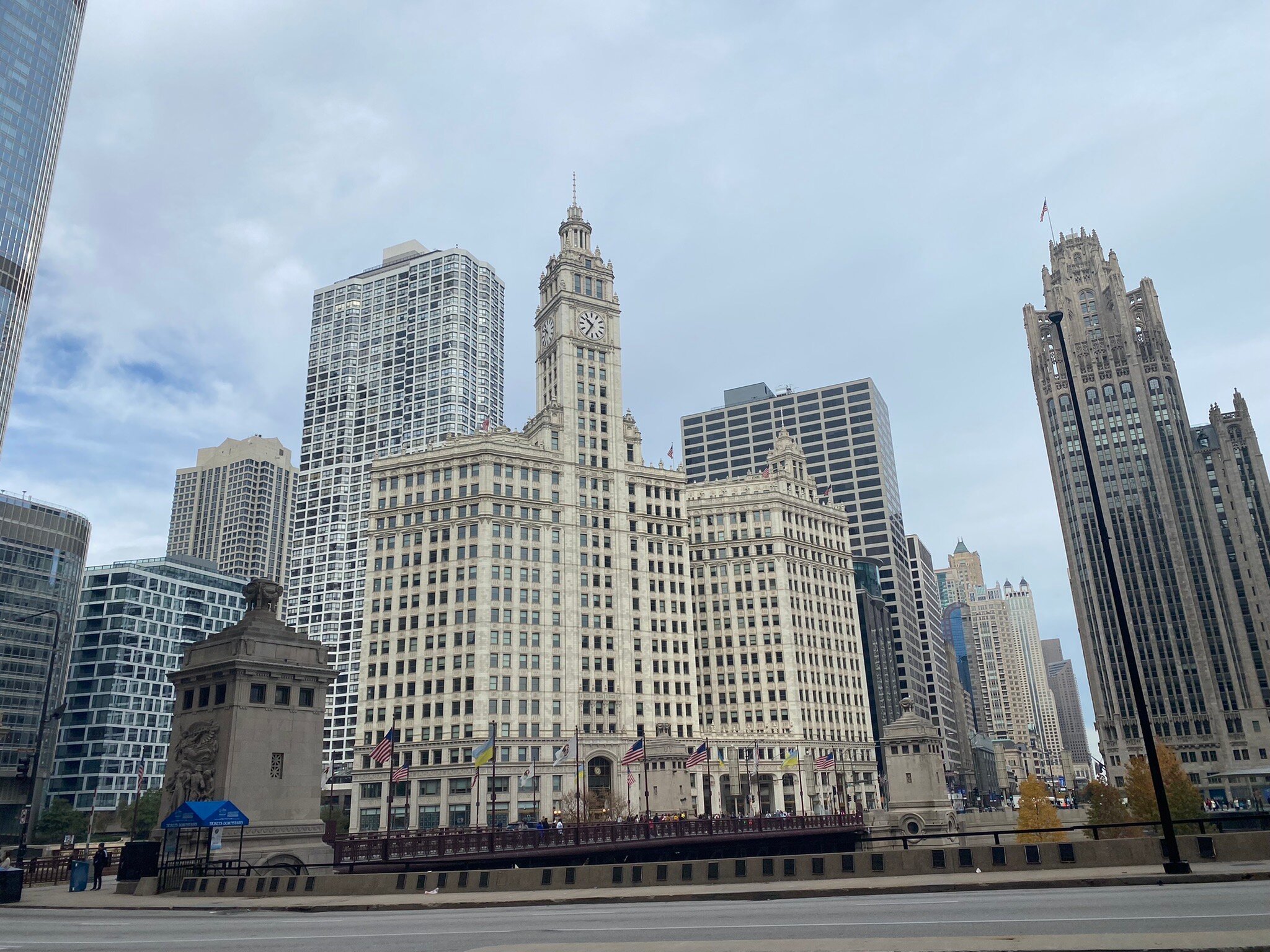 2024 Chicago Walking Tour: Historic Treasures Of Chicago