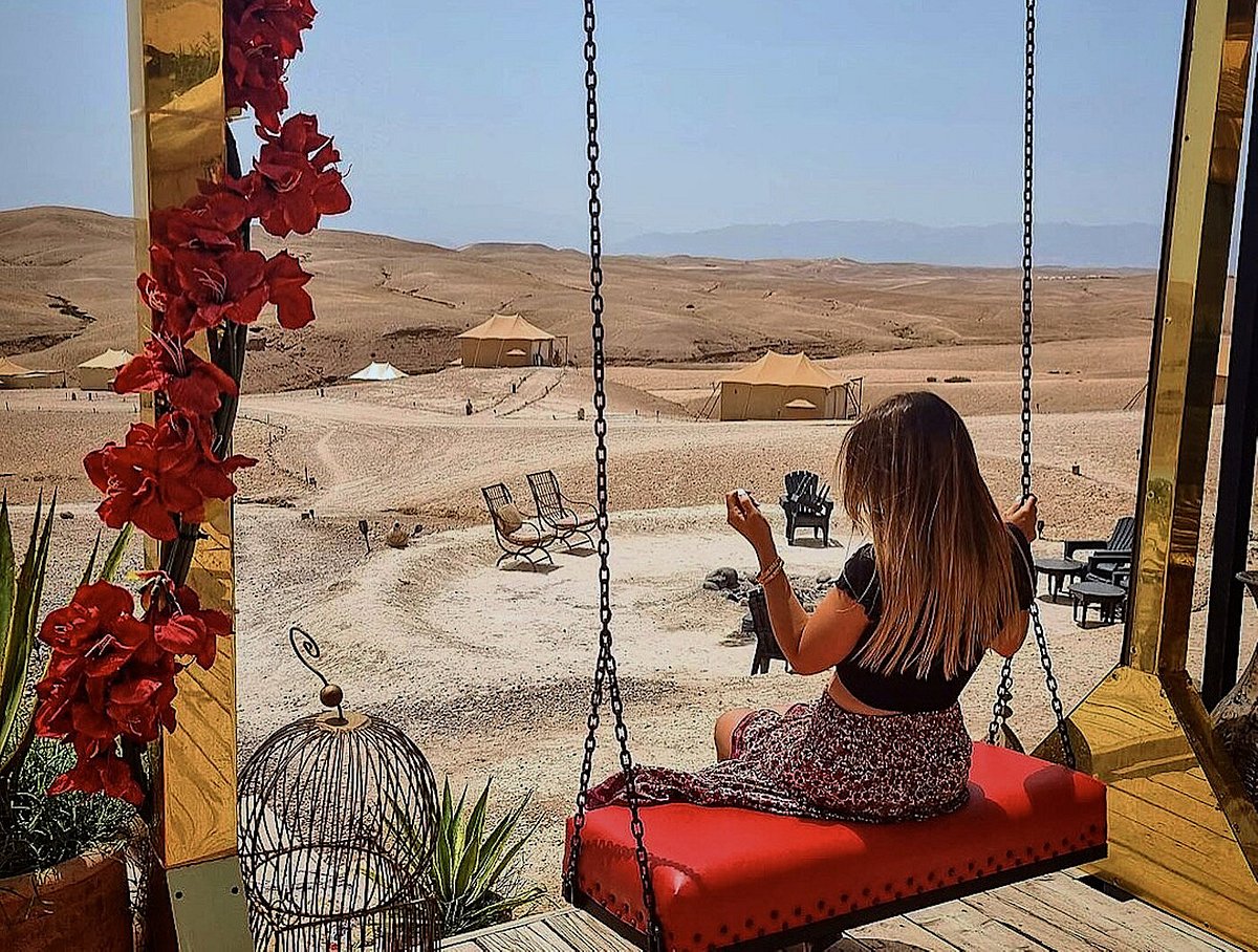 Agafay Pearl Camp Desert – luxury Camp destination – agafay Desert  marrakech – Luxury Camp – Agafay diner show – Tentes de luxe à Agafay  Marrakech – Quad à Agafay Marrakech –