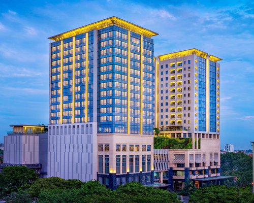 HOTEL TENTREM SEMARANG - Updated 2024 Reviews, Photos & Prices