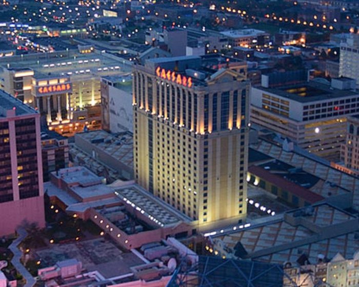 Atlantic City Hotel Rooms & Suites - Caesars Atlantic City