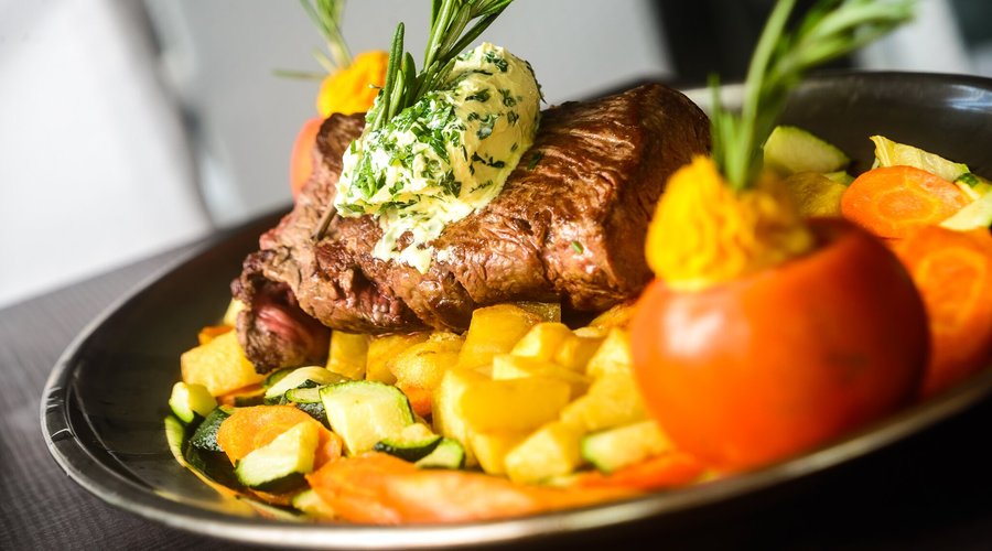 Vulcano's Grill