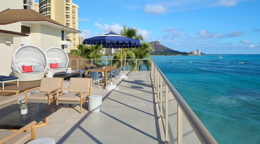 2 Bedroom Ocean Front Suite Deck