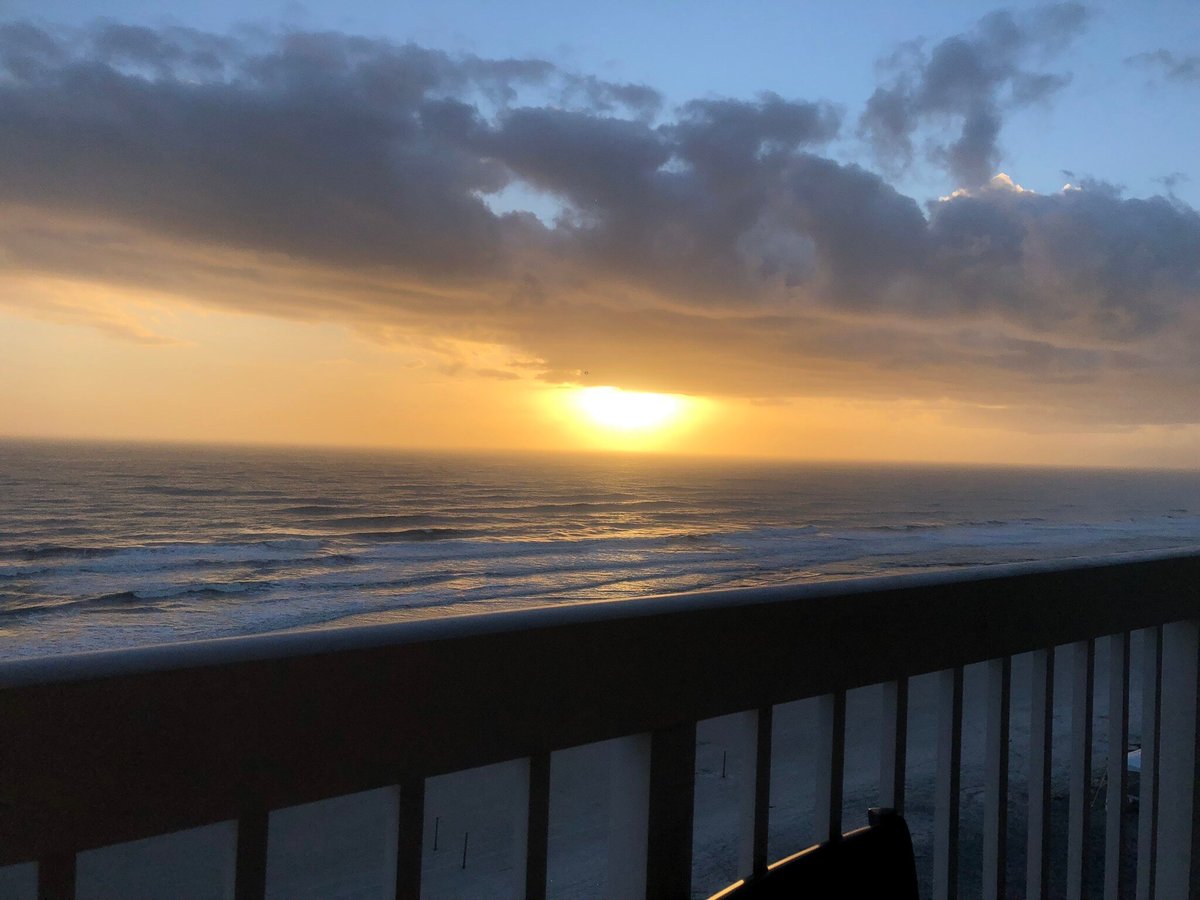 COMFORT INN & SUITES DAYTONA BEACH OCEANFRONT - Updated 2024 Prices ...