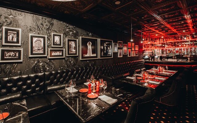 Swanky, Sexy, Discreet, Intimate, Elegant…STEAK is a classic upscale New York City style Steakhouse in the heart of Cabo San Lucas. 