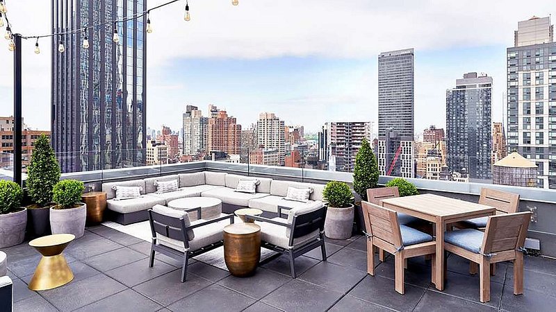 Rooftop lounge at A.R.T. NoMad 