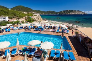 Piscina e praia