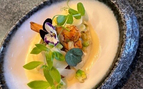 Ravioli / Eekhoorntjesbrood / witte wijn / parmezaan/ cantharellen