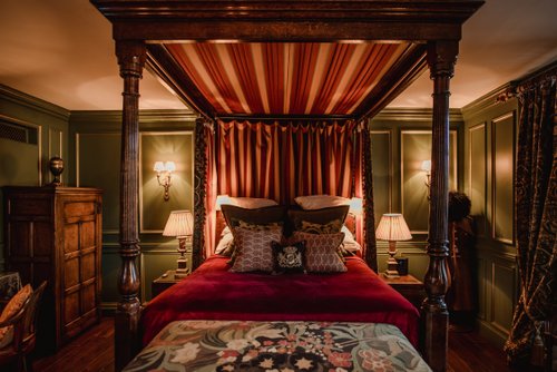 THE WITCHERY - Updated 2024 Prices & Hotel Reviews (Edinburgh, Scotland)