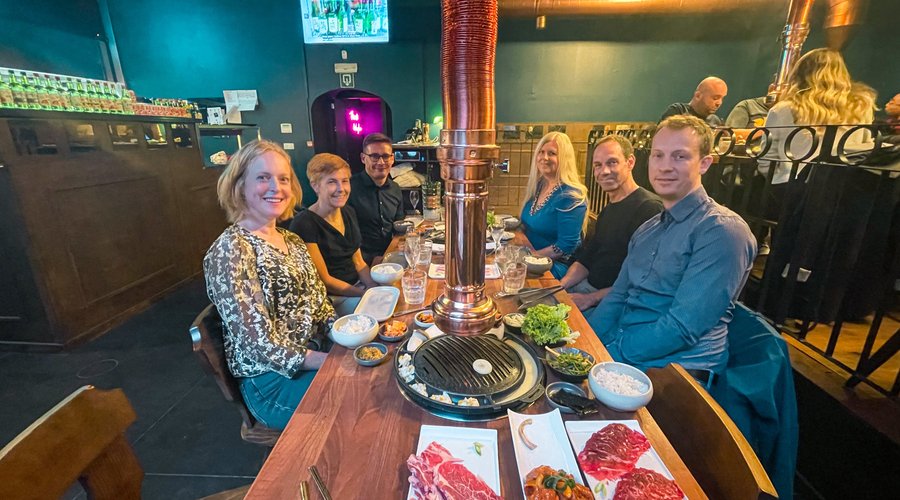 gezellig samen dineren