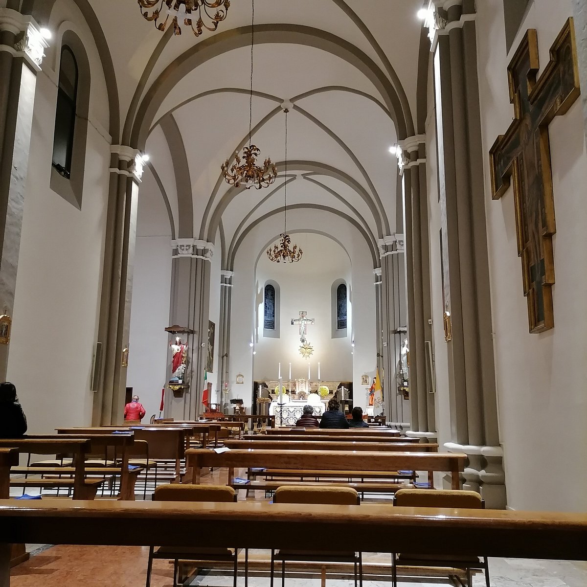 Chiesa Parrocchiale Di San Pietro Apostolo CHIESA PARROCCHIALE DI SAN PIETRO APOSTOLO: Tutto quello che c'è da sapere