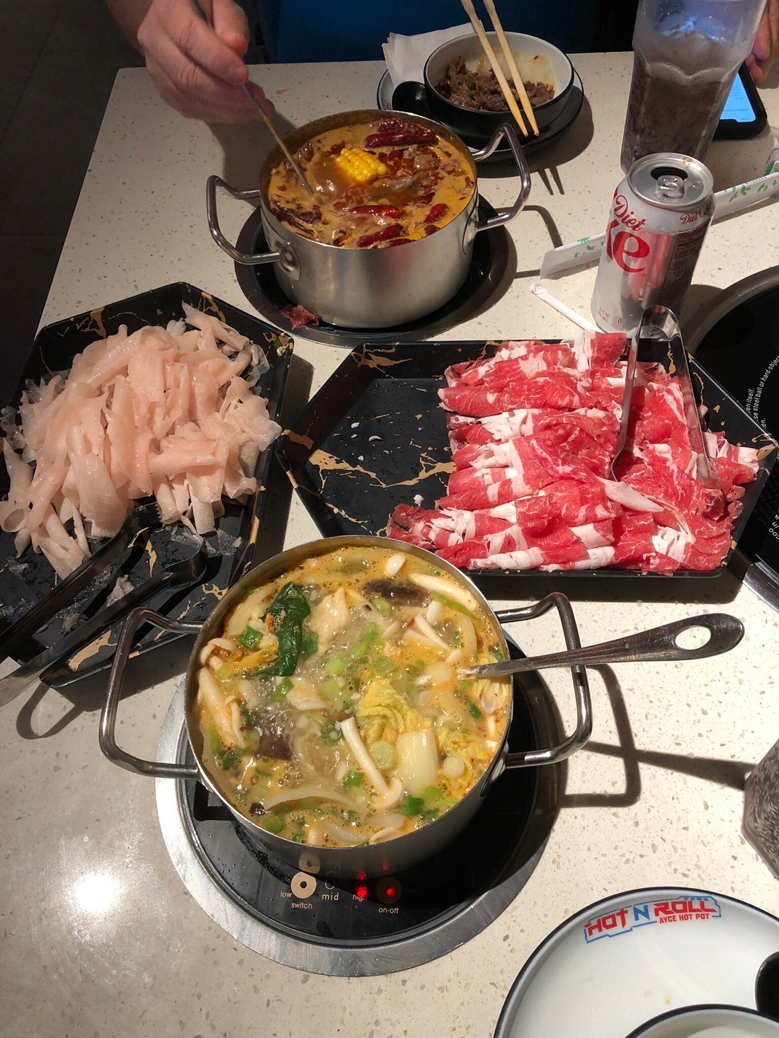 HOT N ROLL HOT POT, Ellicott City - Menú, Precios y Restaurante Opiniones -  Tripadvisor