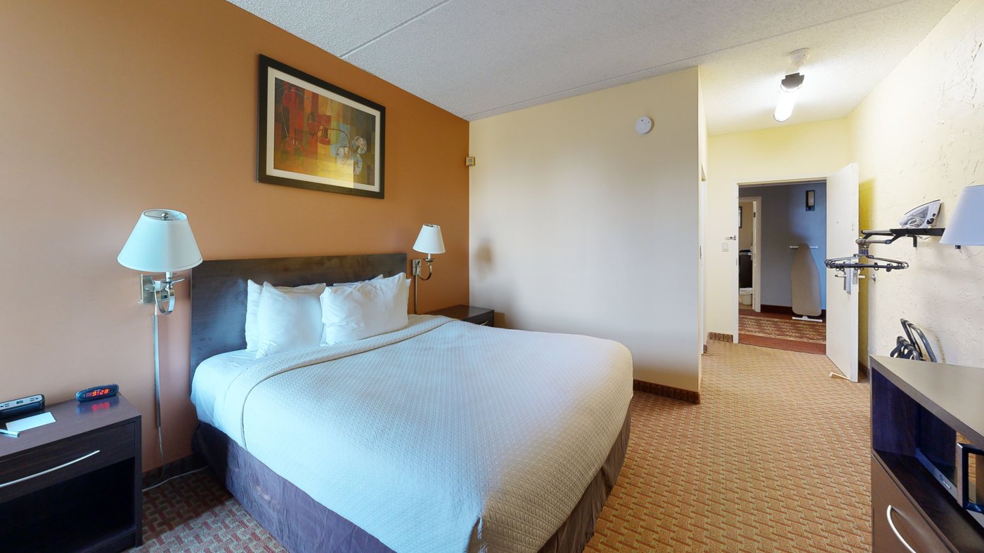 BANGOR SUITES AIRPORT HOTEL $86 ($̶1̶0̶9̶) - Updated 2024 Prices ...