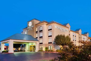 DoubleTree Club by Hilton Springdale in Springdale, image may contain: Hotel, Inn, Neighborhood, Resort