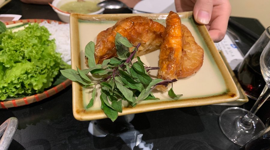 Deed-fried crispy shrimp cake