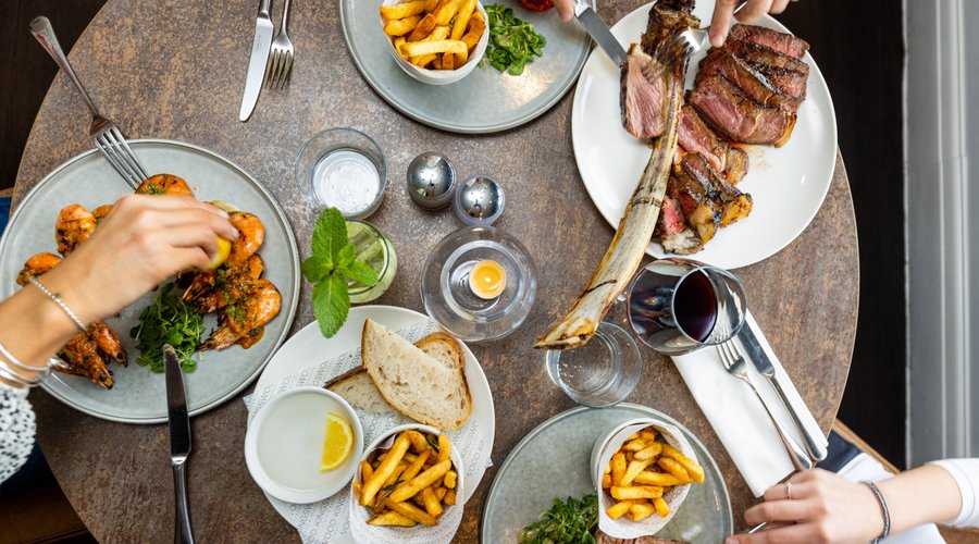 Our on-site bistro-style Restuarant is renowned for its high-quality dishes, influenced by the seasons and using the very best, locally sourced produce. Our guests can enjoy a relaxing drink in our bar/lounge area or out on our terrace in warmer months.