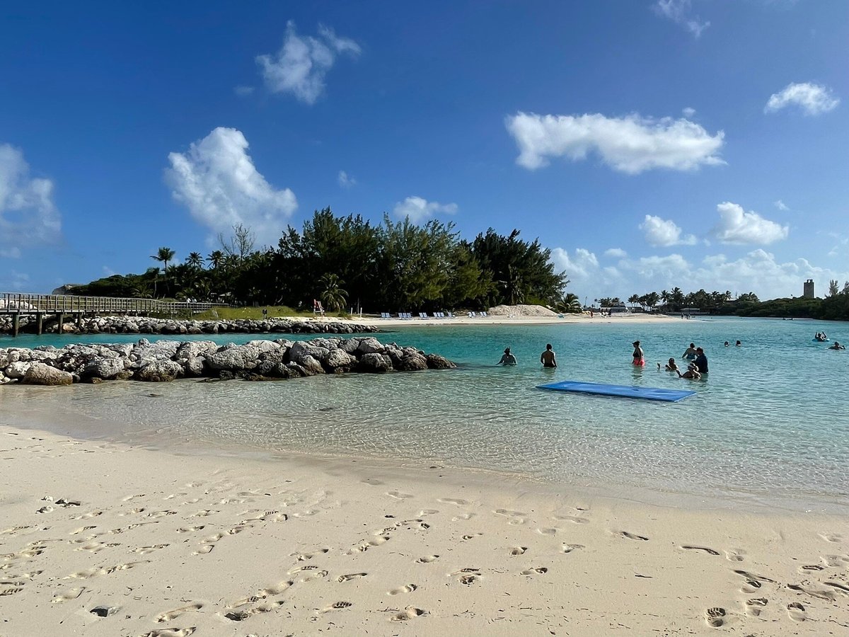 2023 Blue Lagoon Island Dolphin Encounter from Nassau