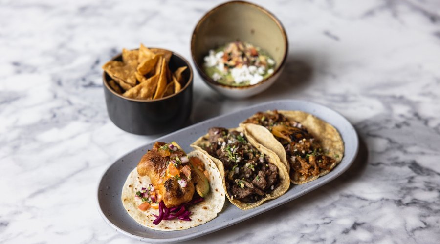 Guacamole
Taco pescado
Taco toreo
Taco pastor