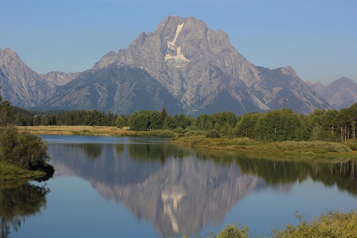 2024 Private Tour in Grand Teton National Park and Yellowstone Lower Loop