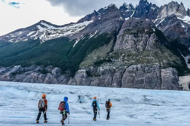 Tripadvisor | Eiswanderung Grauer Gletscher - Torres del Paine zur