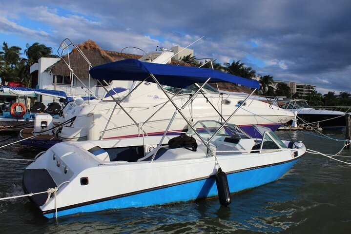 private day tour boat rental cancun