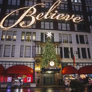I Toured Macy's Famous NY Flagship but Mostly Found Disappointment
