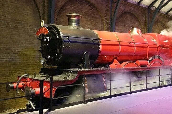 2024 London Harry Potter Warner Bros Studio Roundtrip Tour From London   Caption 