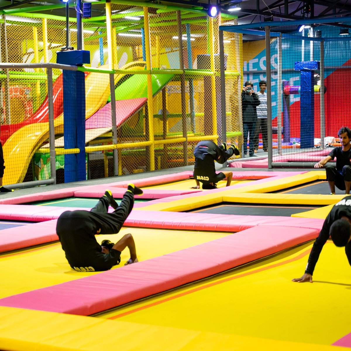 Get Crazy Trampoline Park Patna Ce Quil Faut Savoir