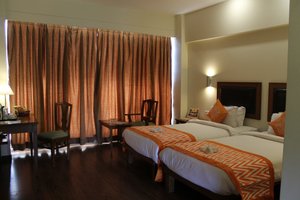 Room & Suite