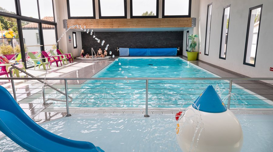 Piscine couverte chauffée