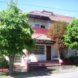 FRENTE DEL CHALET