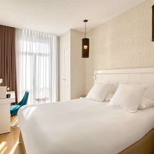 Classic Guest Room