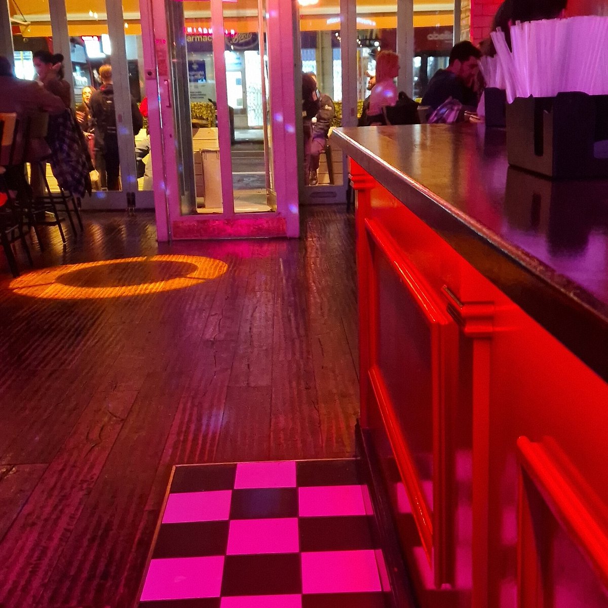 SIMMONS BAR CLAPHAM London All You Need To Know BEFORE You Go simmons-bar-clapham-london-all-you-need-to-know-before-you-go