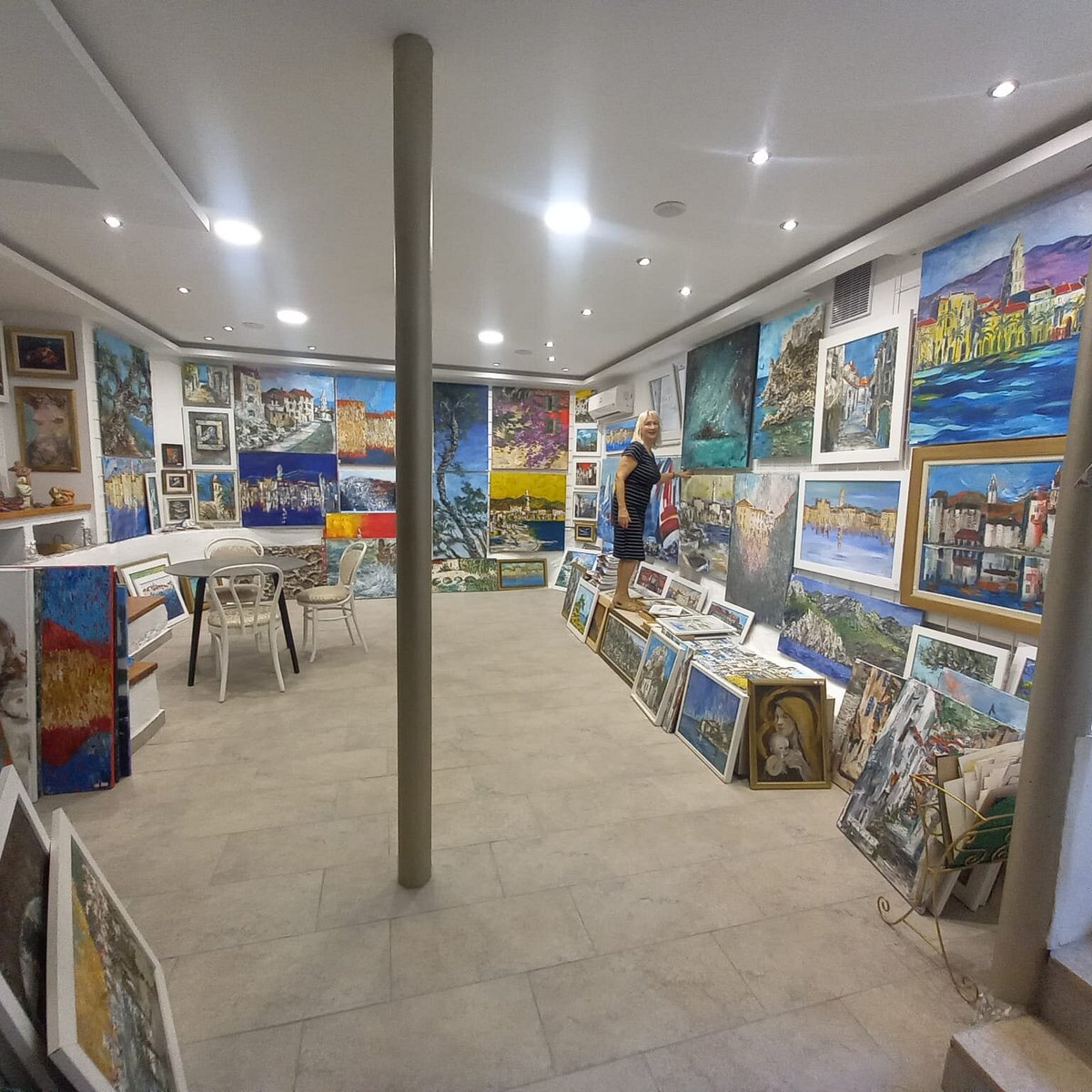 Lili Gluic Art Gallery (Split-Dalmatia County, Croatia): Hours, Address -  Tripadvisor