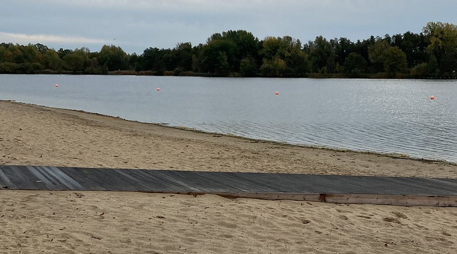 Öffentlicher Badestrand Öffentlicher Badestrand
