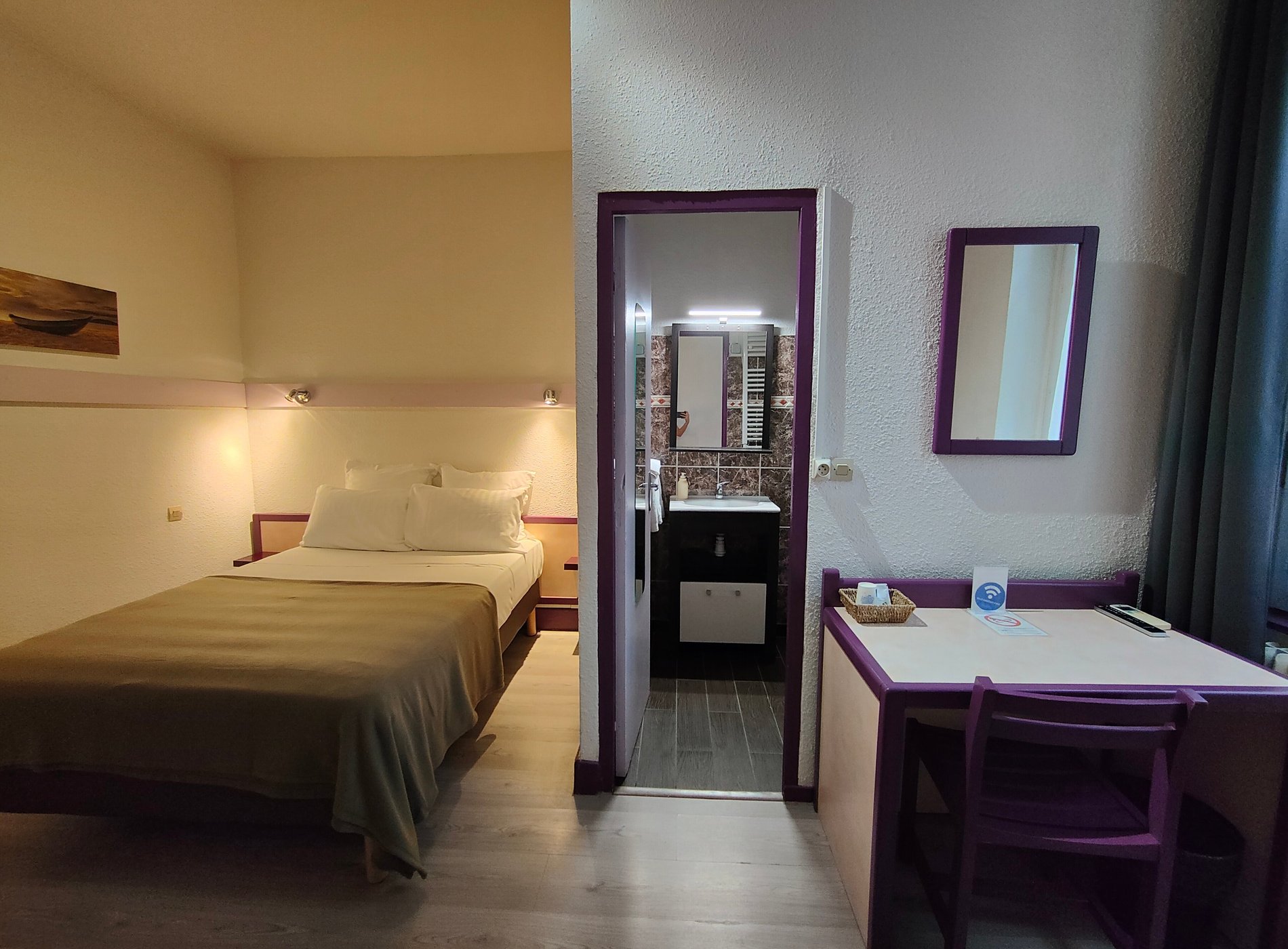 Will's Hotel Narbonne by null