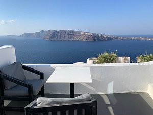 CHARISMA SUITES - Prices & Villa Reviews (Oia, Greece)