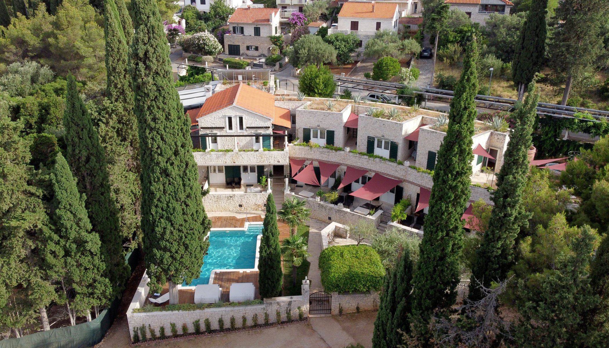 Hotel Bracka Perla by null