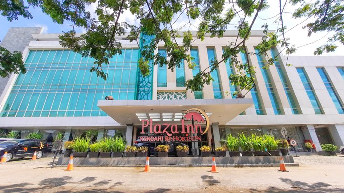 Plaza Inn Kendari By Horison - UPDATED 2024 Prices, Reviews & Photos