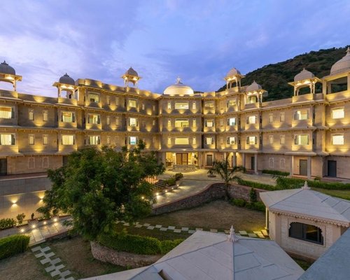 Traavista Aravali Mahal