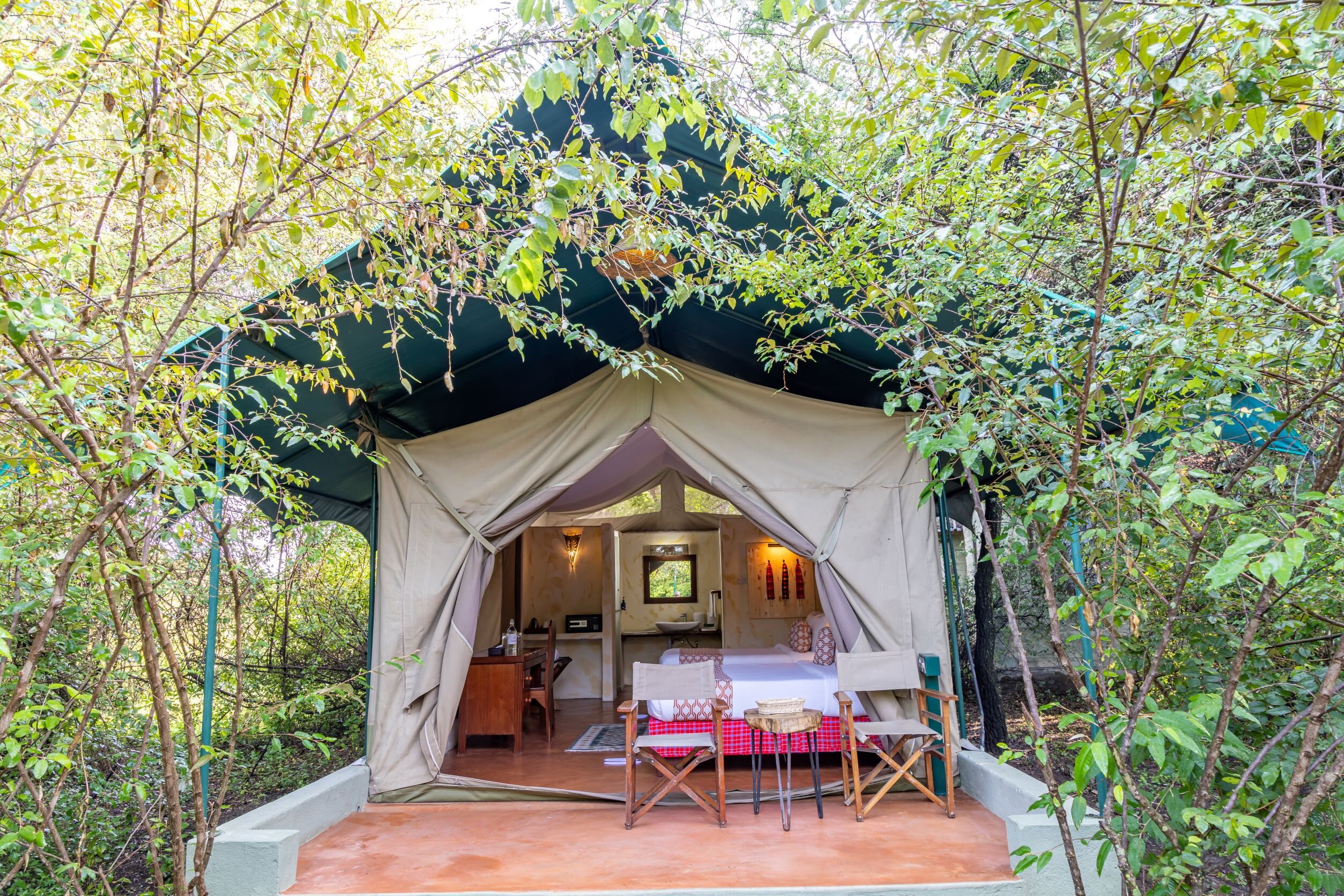 Maasai Tent – Luxury Glamping Tent for 4–5 People – Cabanon
