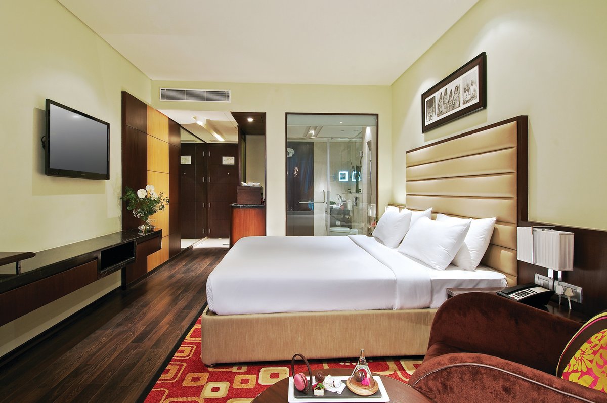 Vivanta Hyderabad, Begumpet Rooms: Pictures & Reviews - Tripadvisor