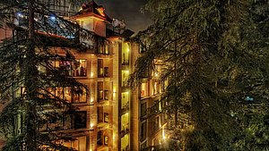 Royale Retreat in Shimla, image may contain: Hotel, City, Neighborhood, Lighting