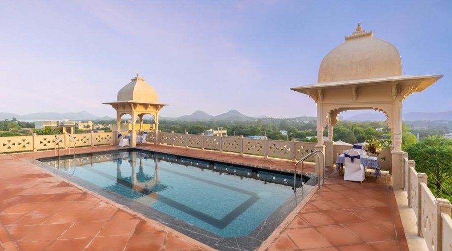 Fuhaar Swimming Pool