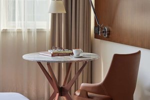Room & Suite