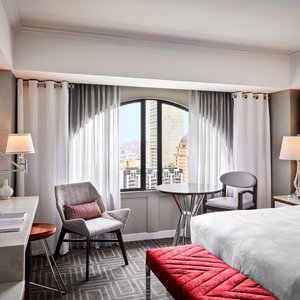 King City View Guest Room